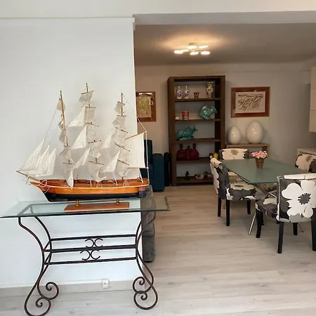 La Cigaliere De L Isle